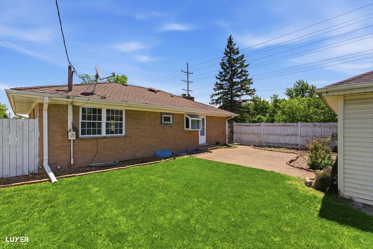 2 Washington Street Property Photo 39