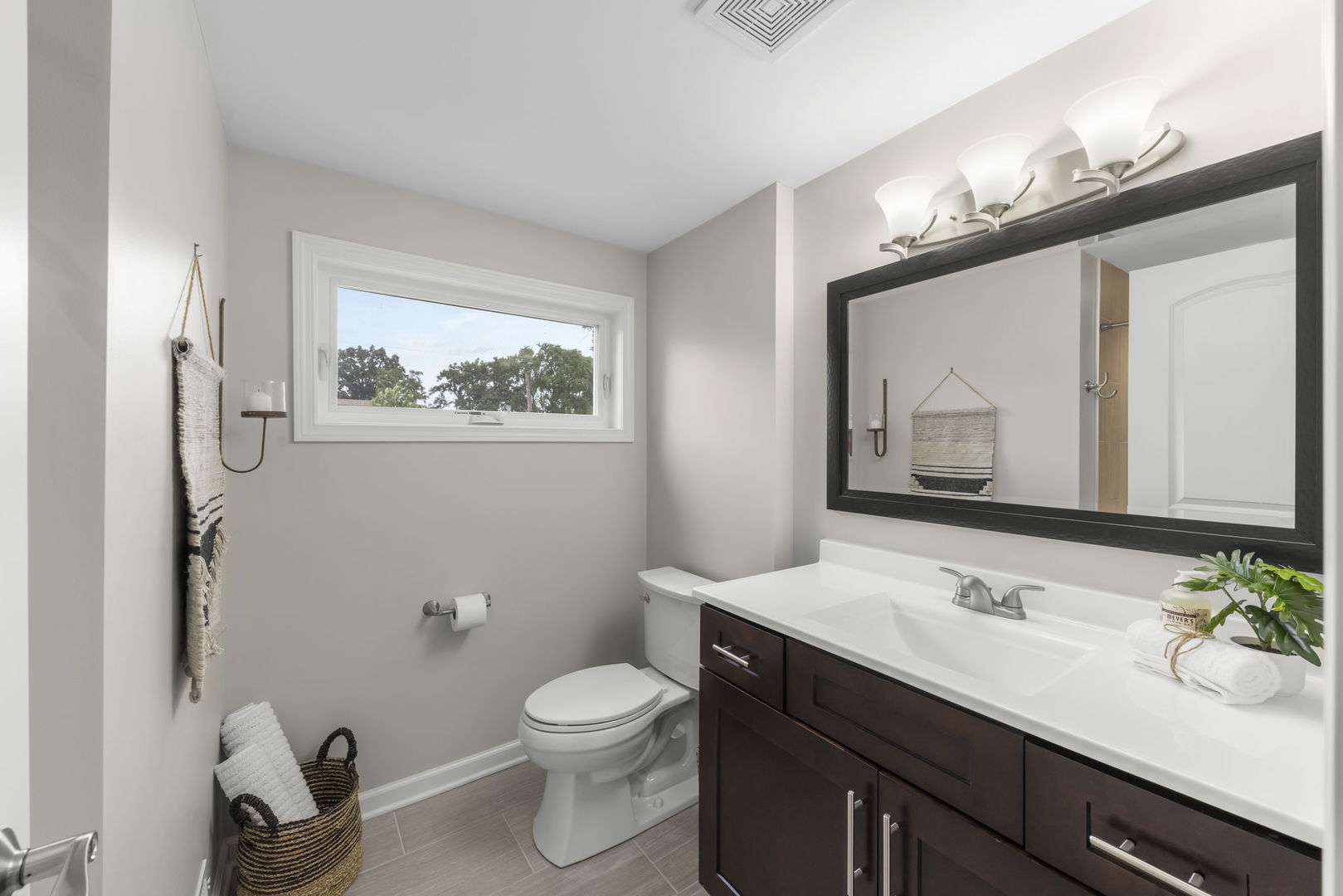 383 Elm Street Property Photo 18