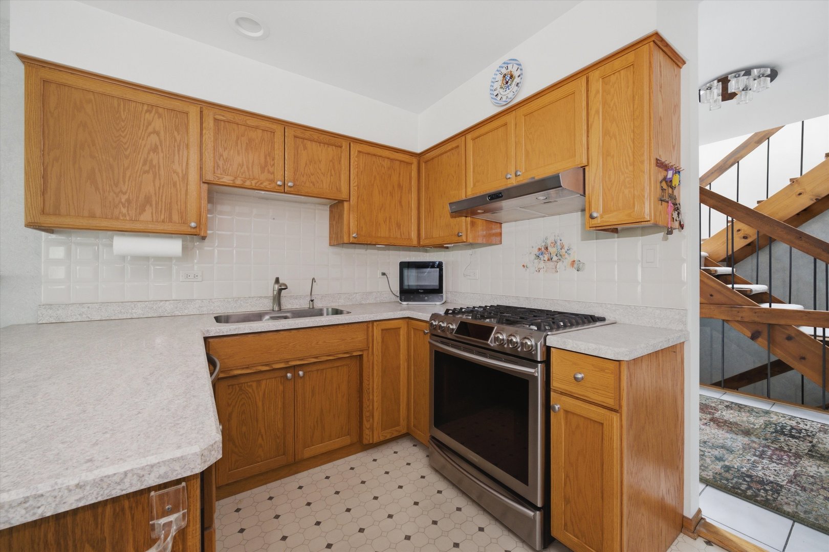 24605 S Stone Ridge Lane Property Photo 8