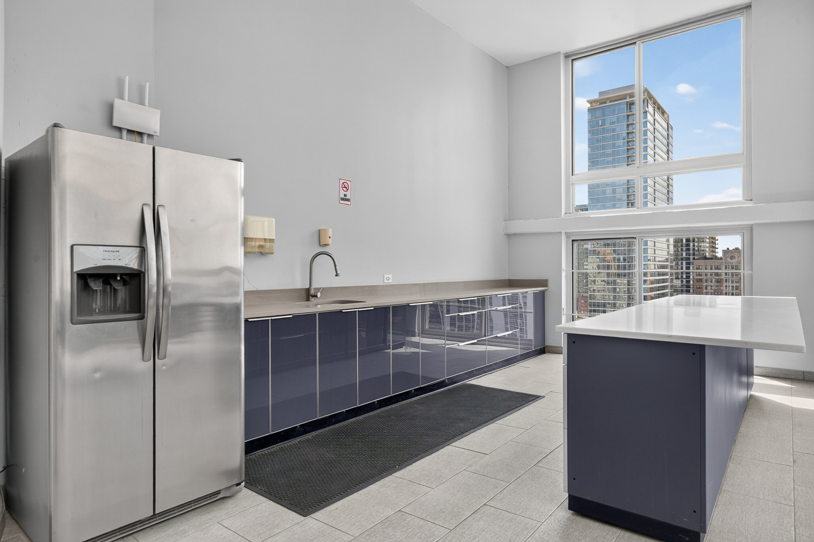 1221 N Dearborn Street 812n Property Photo 17