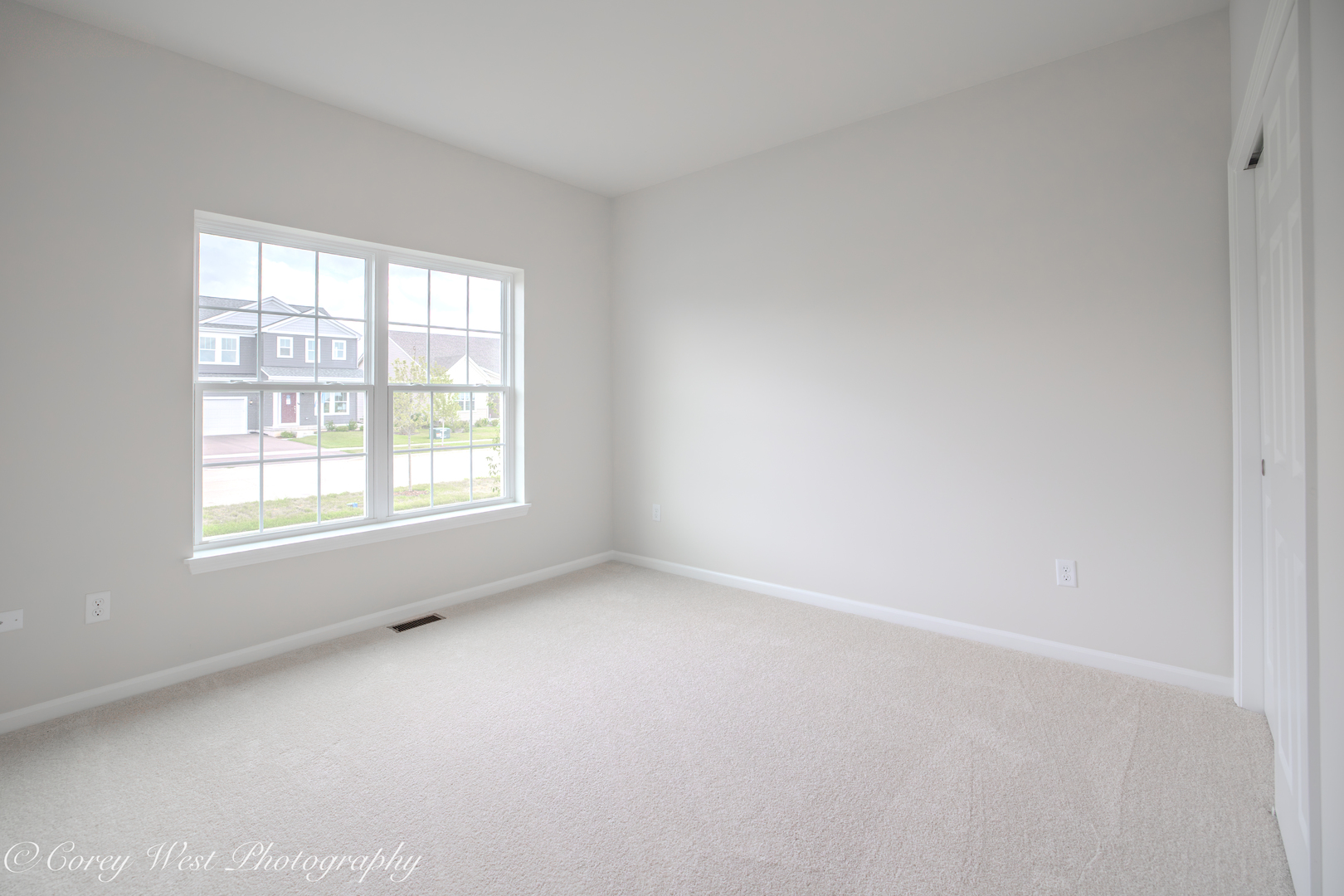 330 N. Aspen Drive Property Photo 7