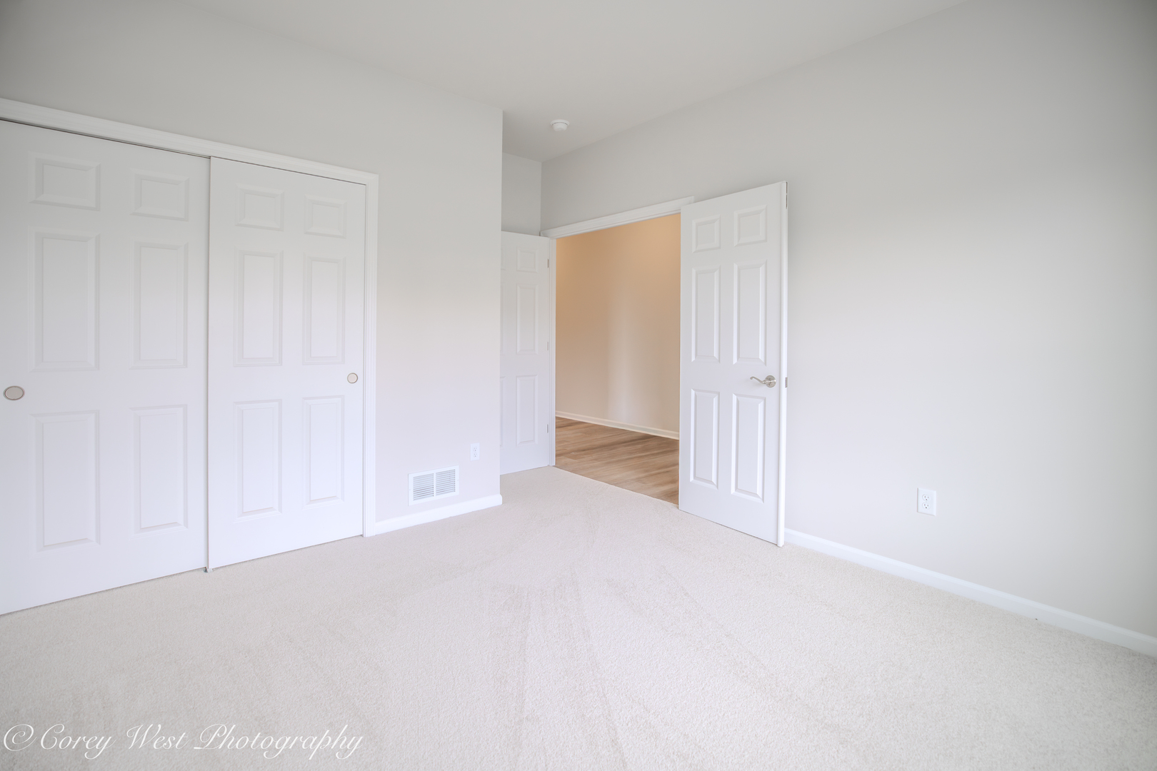 330 N. Aspen Drive Property Photo 8