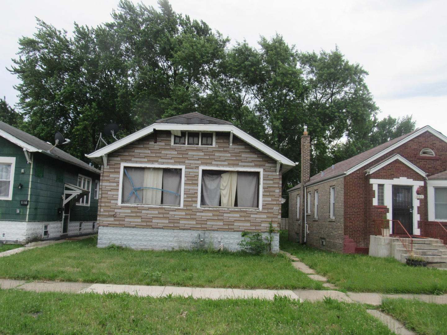 659 W 116th Place Property Photo 1