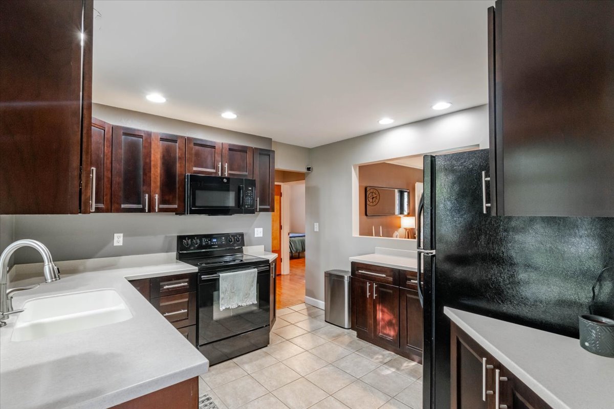 1011 Bakewell Avenue Property Photo 11