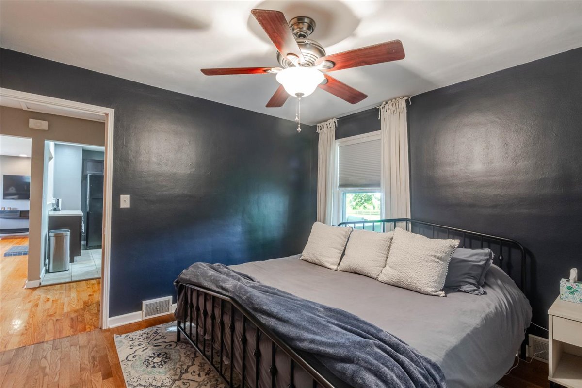 1011 Bakewell Avenue Property Photo 15