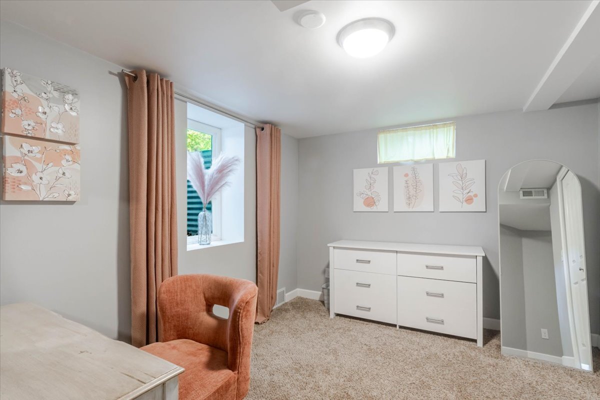 1011 Bakewell Avenue Property Photo 25