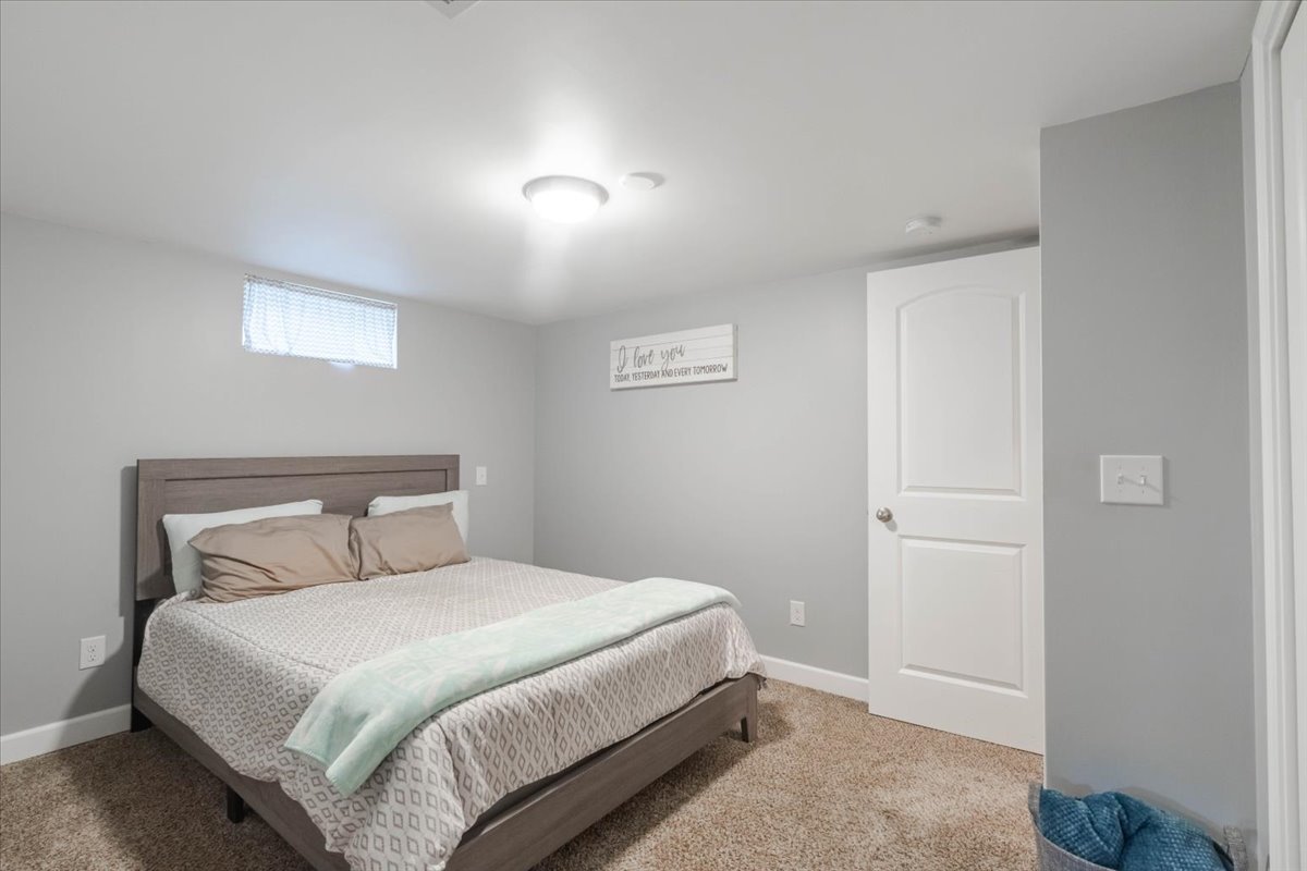 1011 Bakewell Avenue Property Photo 27