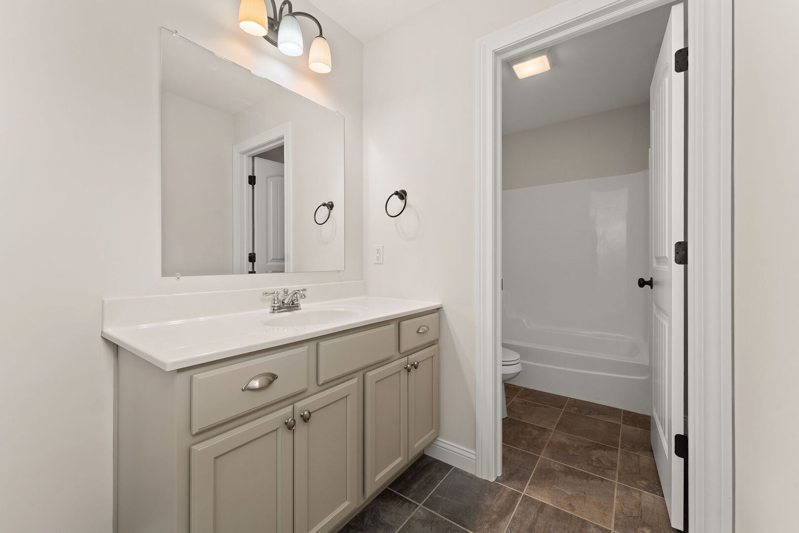 98 Muirfield Drive Property Photo 25