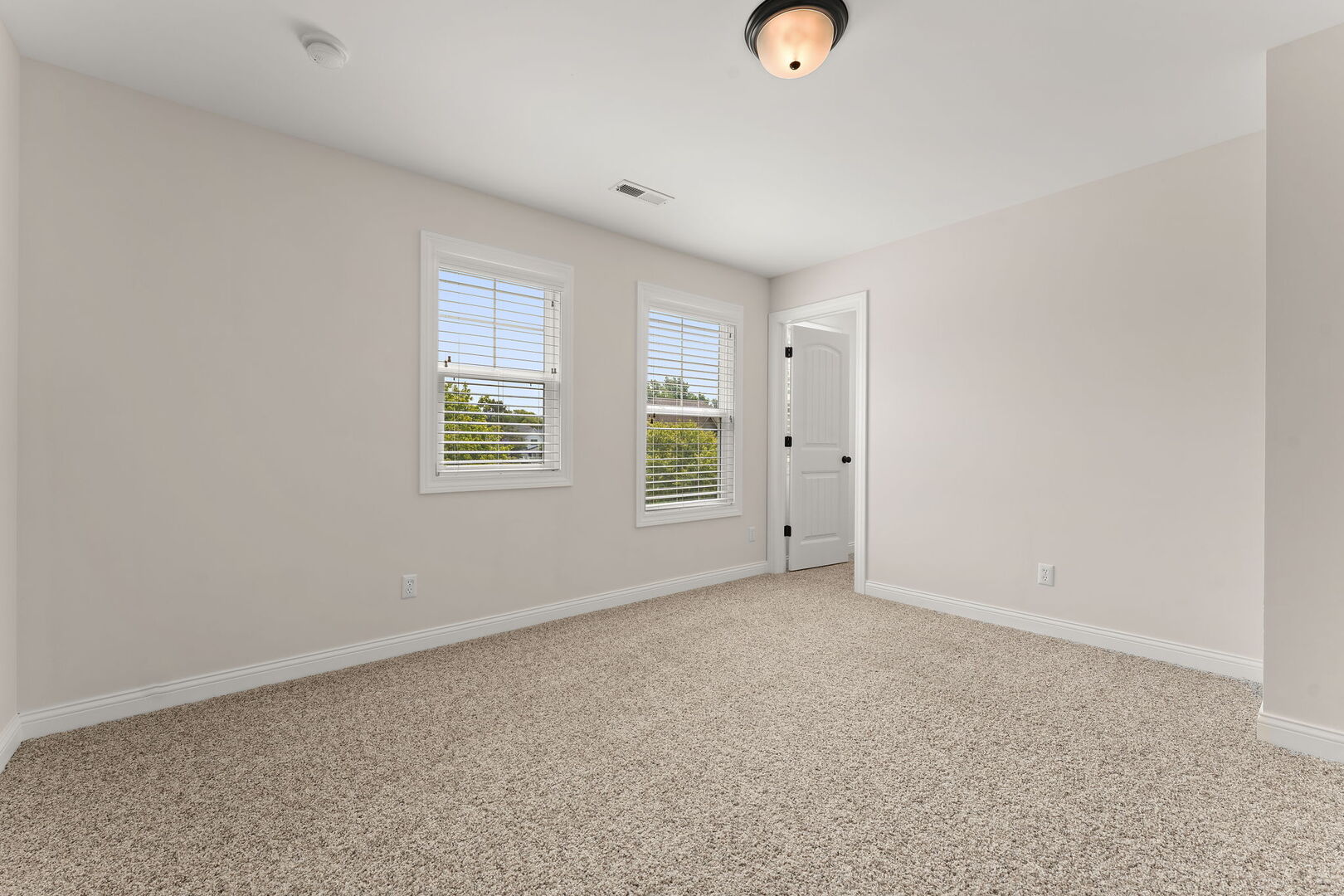 98 Muirfield Drive Property Photo 27