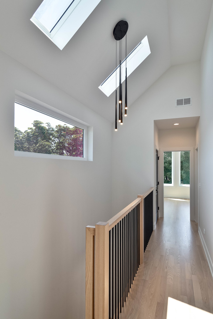 5355 N Melvina Avenue Property Photo 16