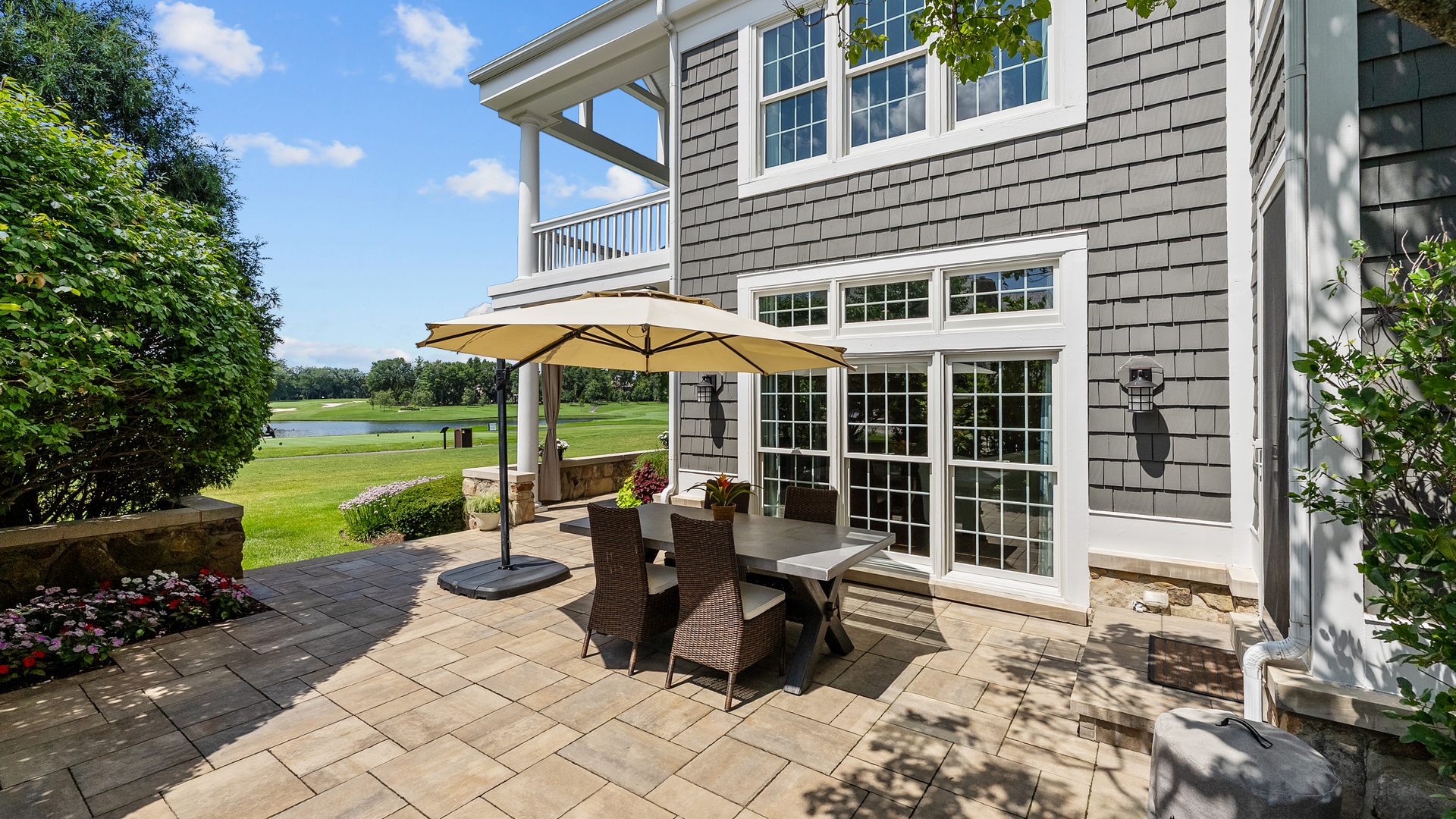 100 Clubhouse Drive Property Photo 7