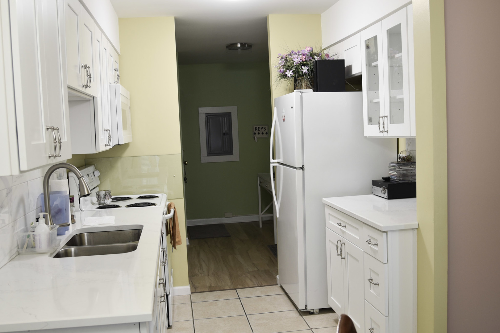 8620 Waukegan Road 105 Property Photo 8