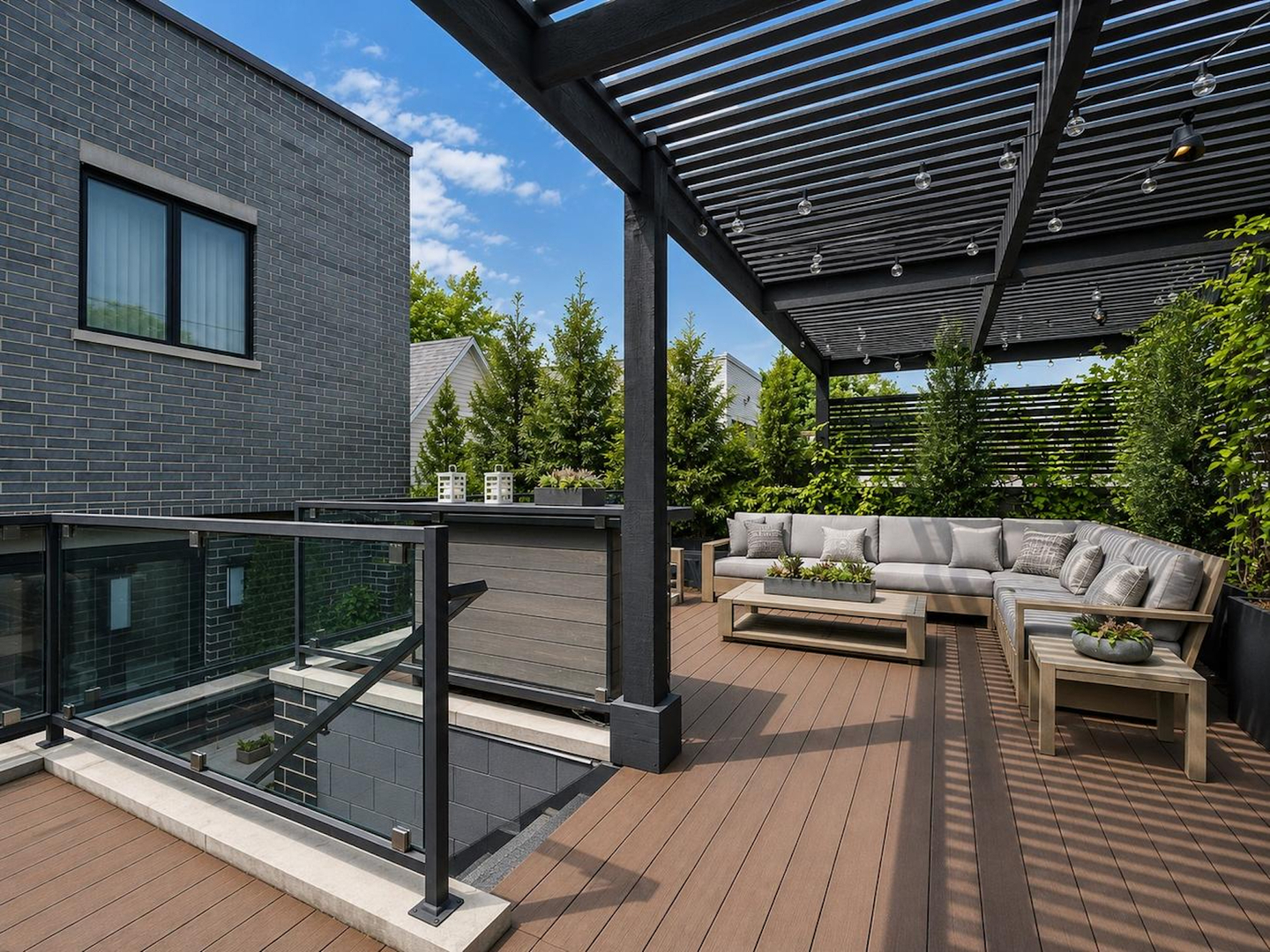 2022 W Moffat Street Property Photo 29