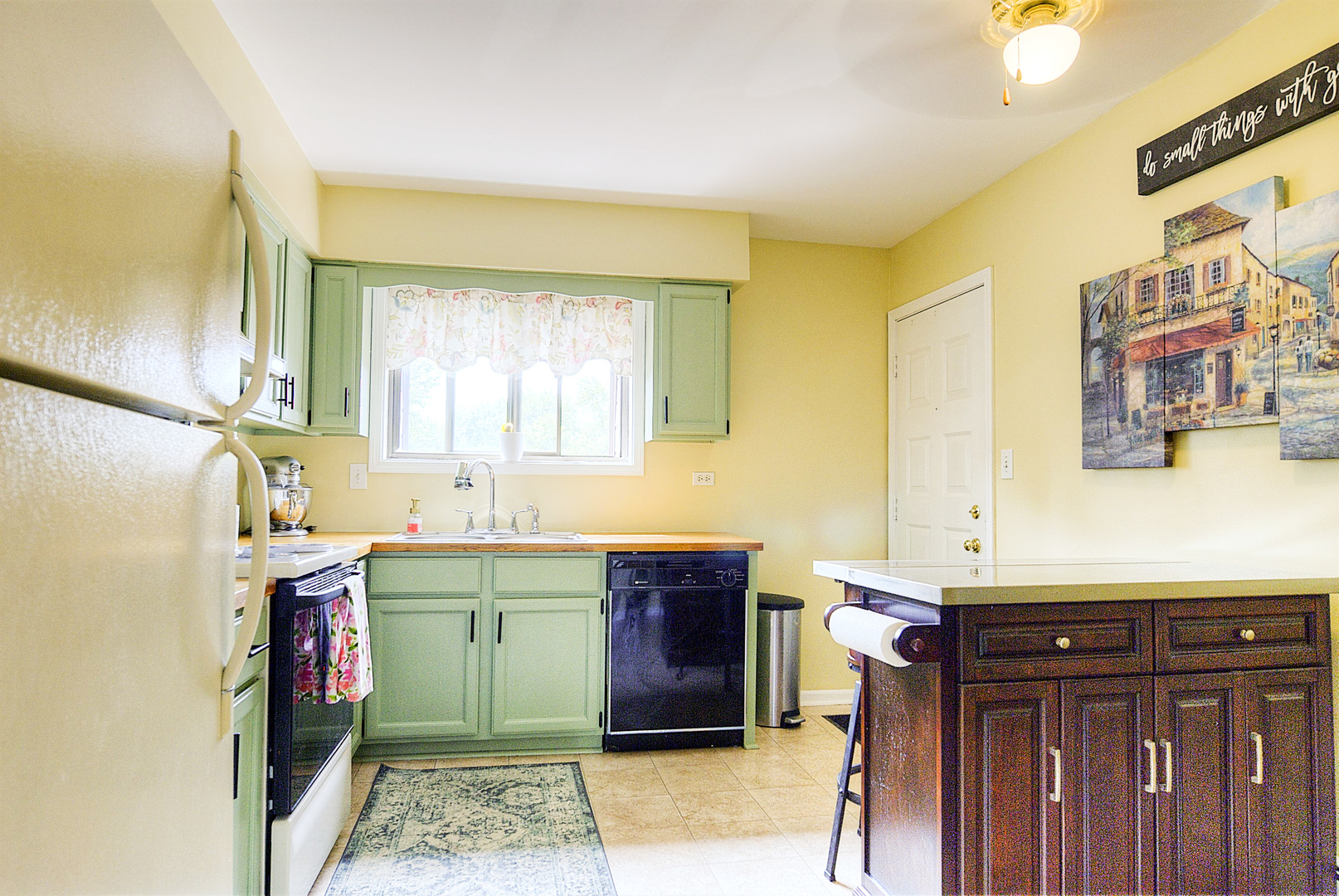 1212 Whispering Hills Court 3b Property Photo 10
