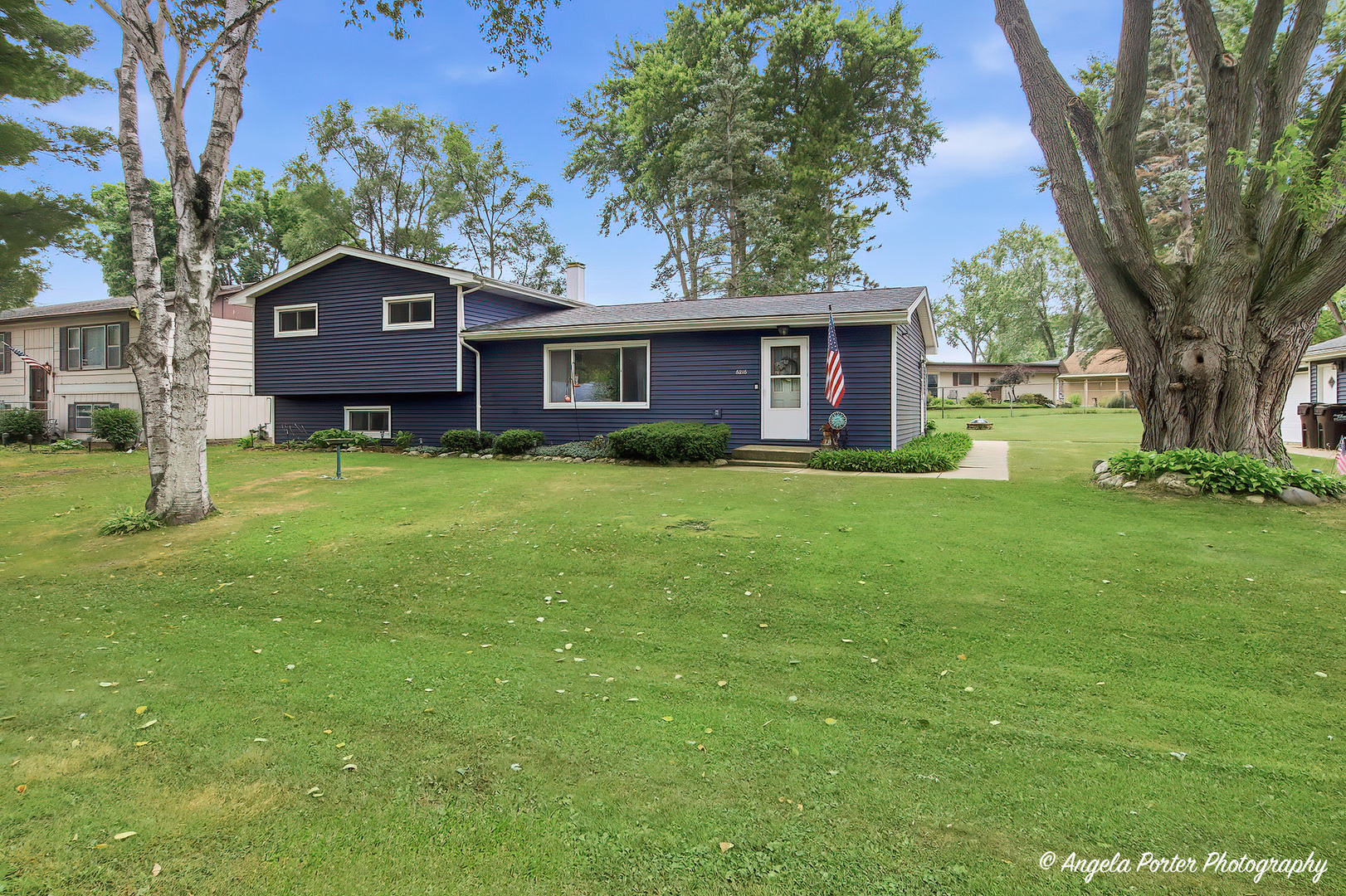 5215 W Nippersink Drive Property Photo 1