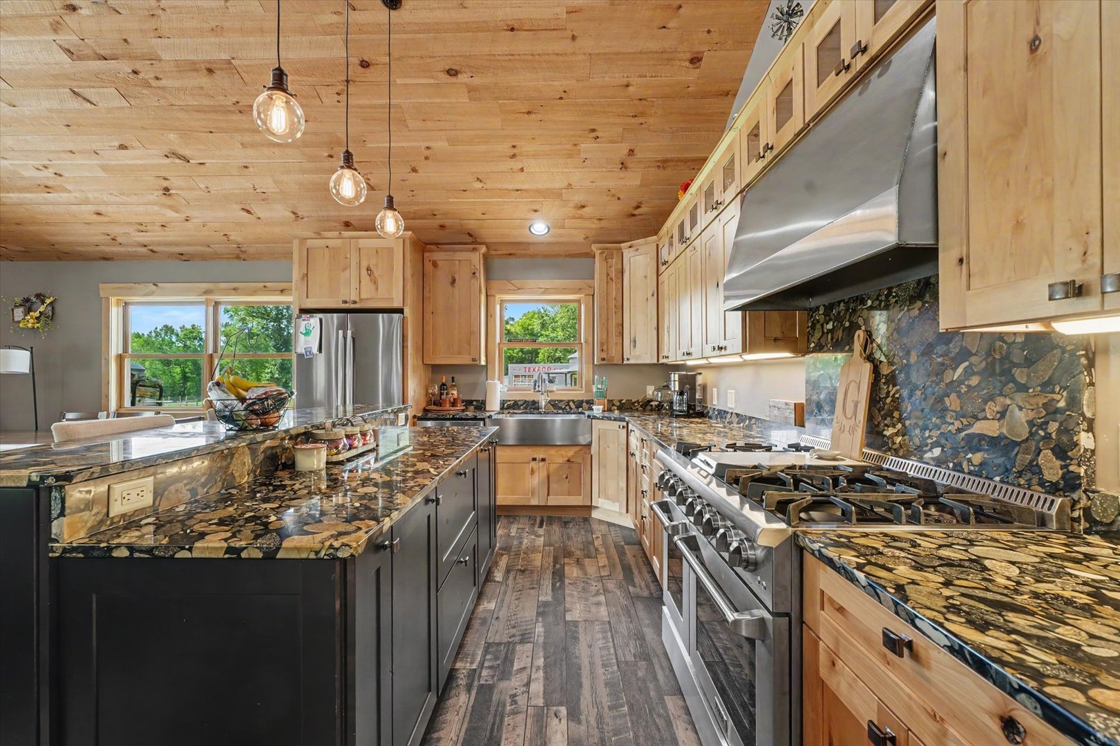 13550 B Hungry Hollow Road Property Photo 16