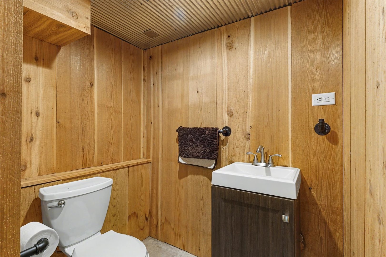 13550 B Hungry Hollow Road Property Photo 87