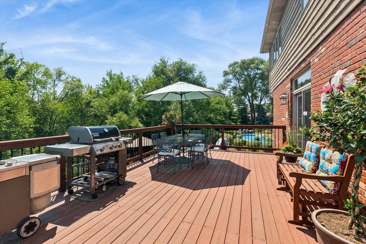 10949 Fawn Trail Drive Property Photo 25
