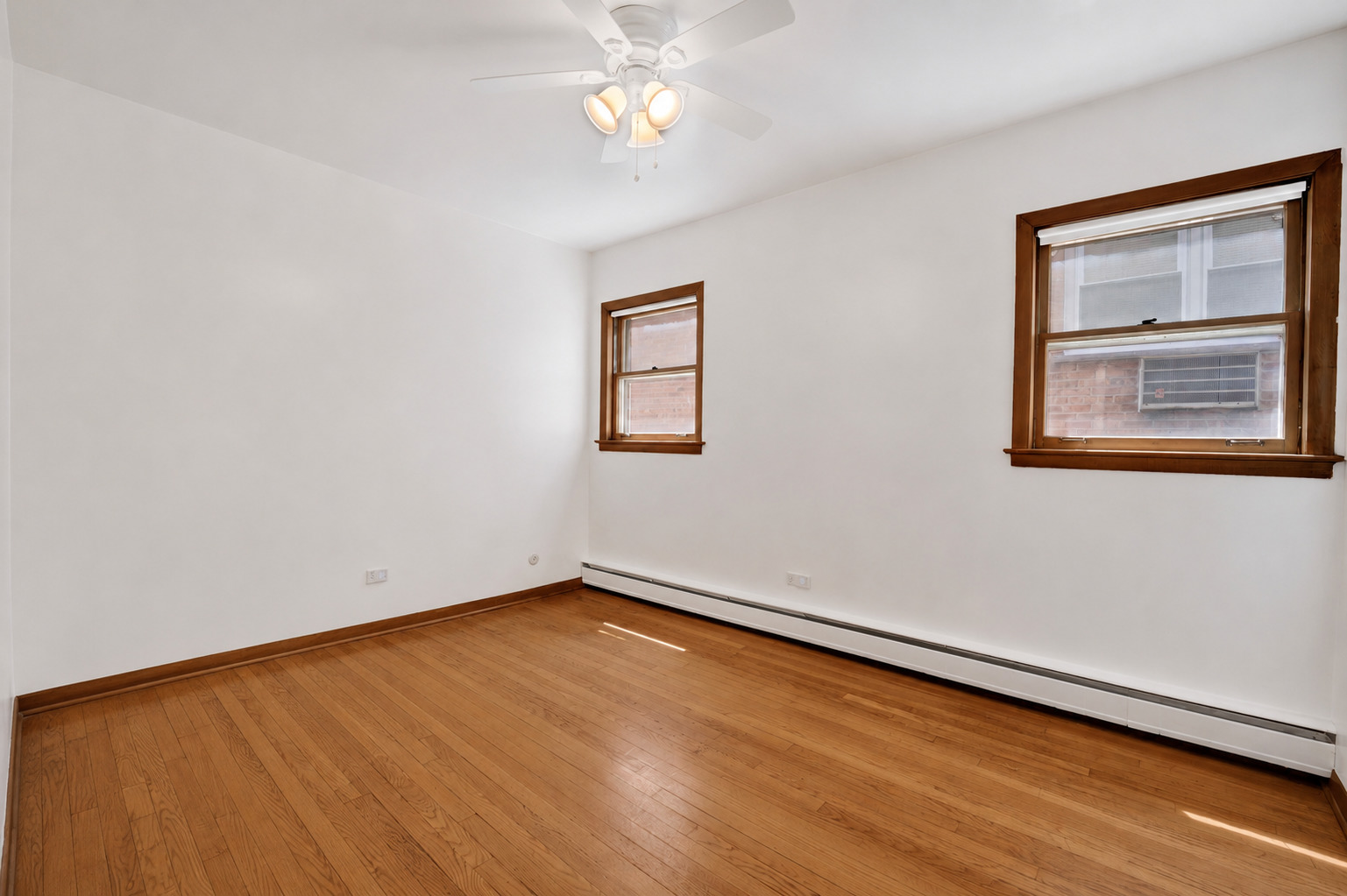 7740 W Belmont Avenue Property Photo 8