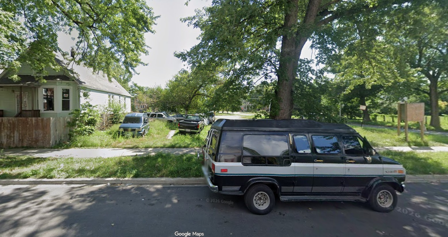 6353 S May Street Property Photo 1
