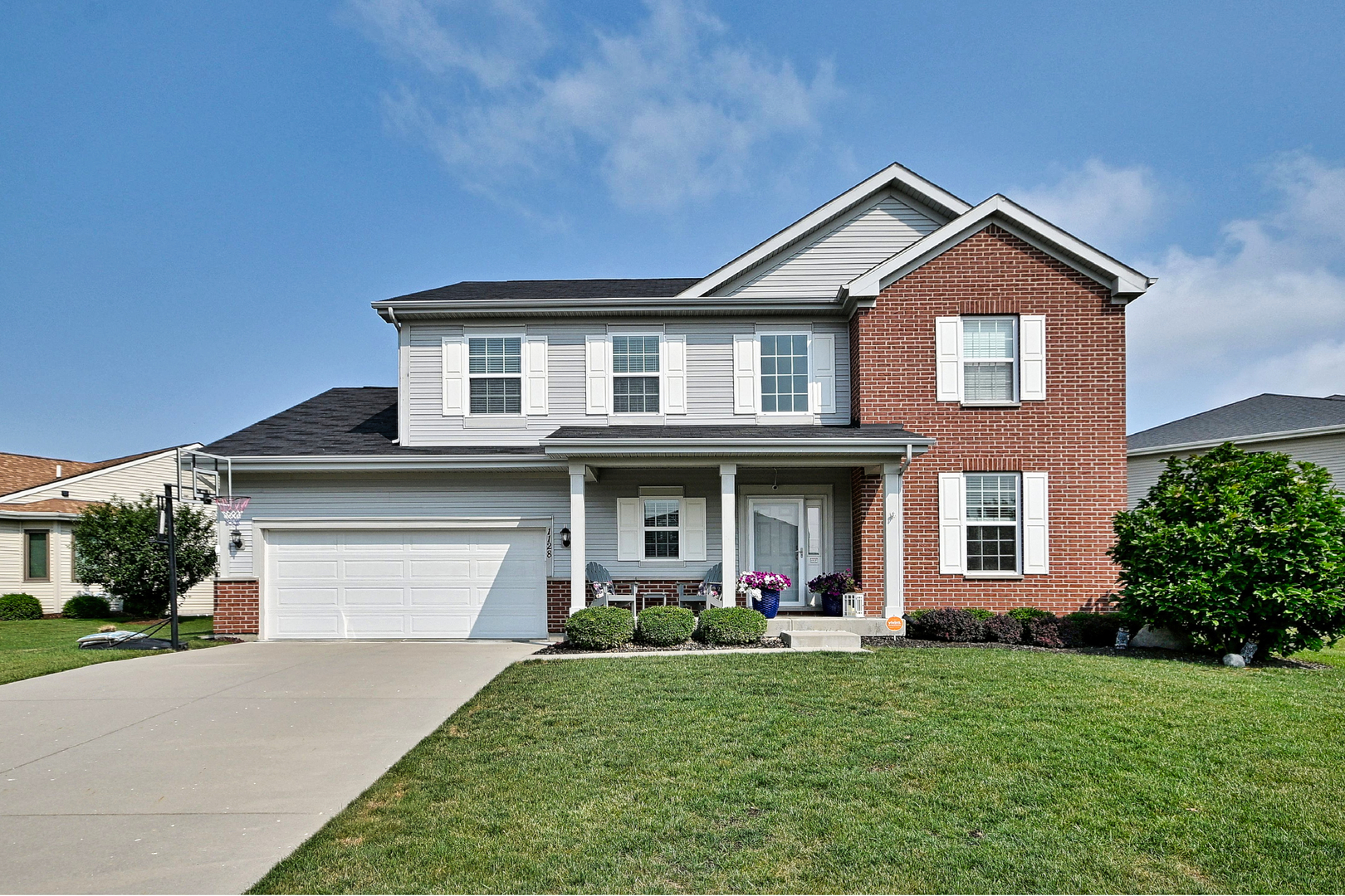 1128 Kingsmill Drive Property Photo 1