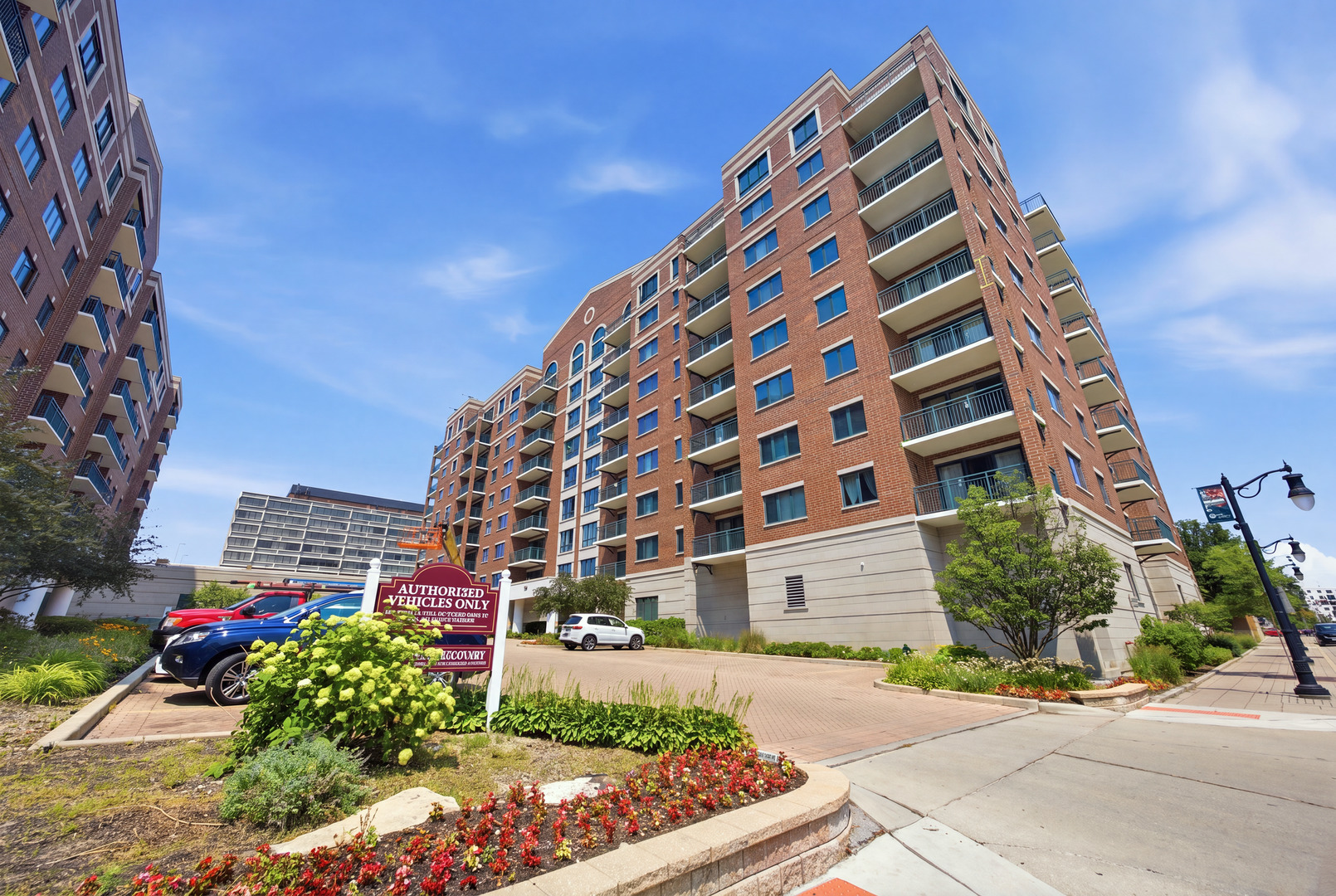750 Pearson Street 302 Property Photo 1