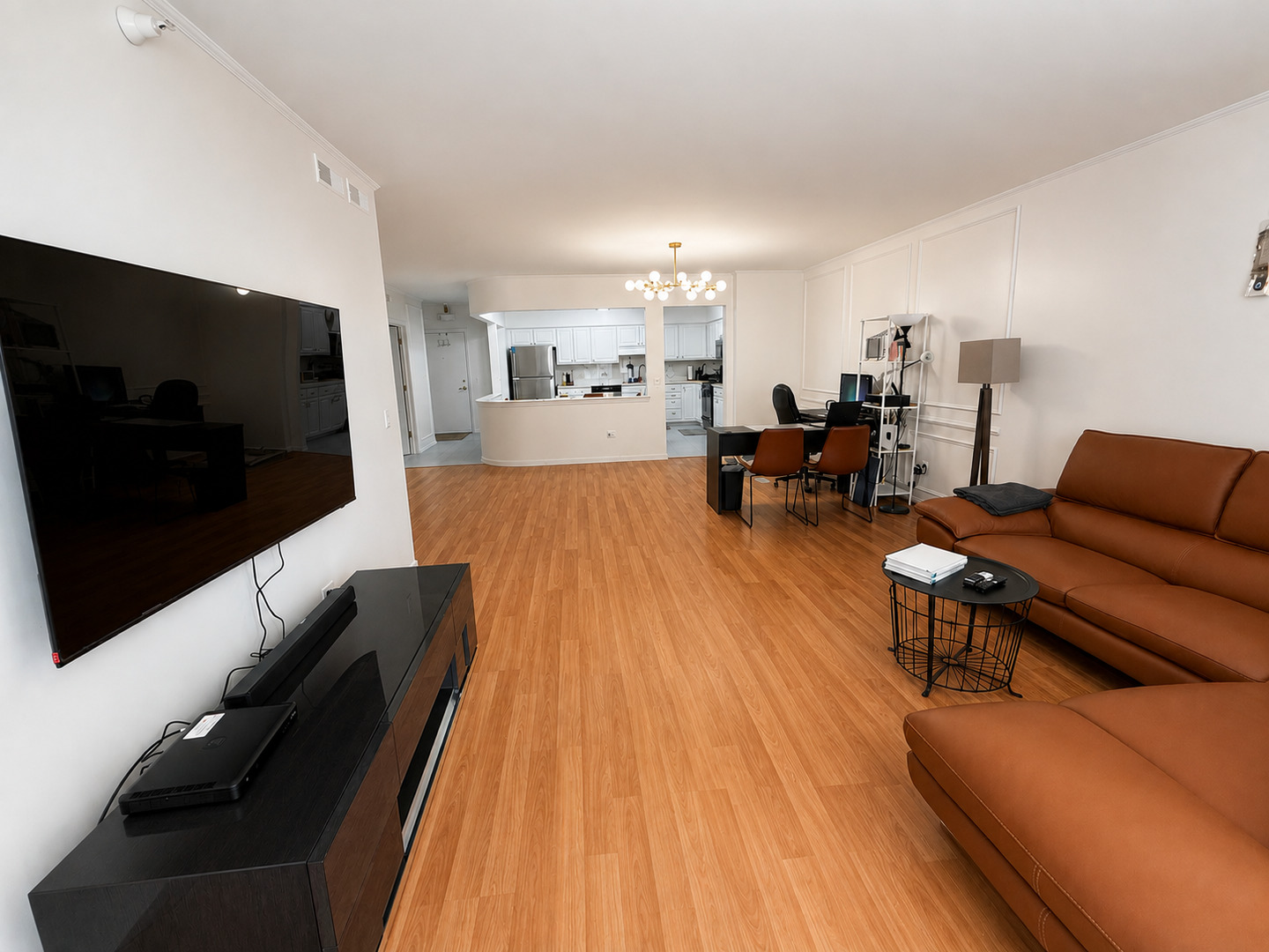 750 Pearson Street 302 Property Photo 2