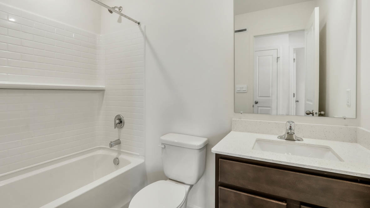 2048 Yellowstone Boulevard Property Photo 25