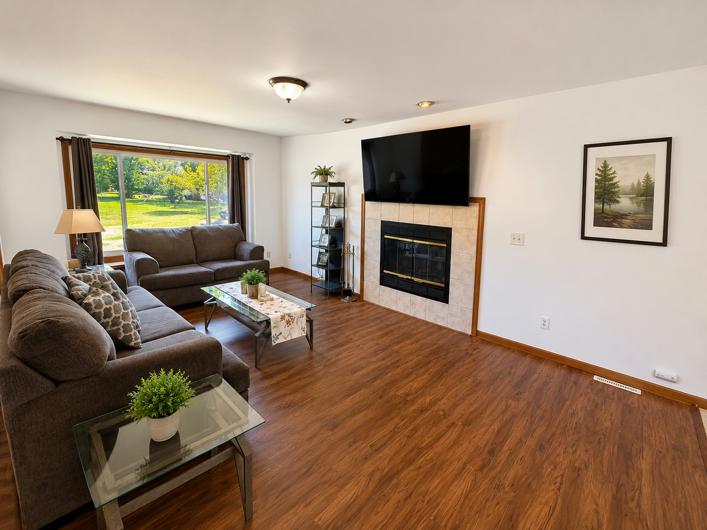 107 King Henry Road Property Photo 4