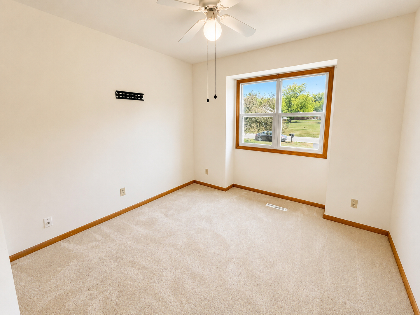 107 King Henry Road Property Photo 16