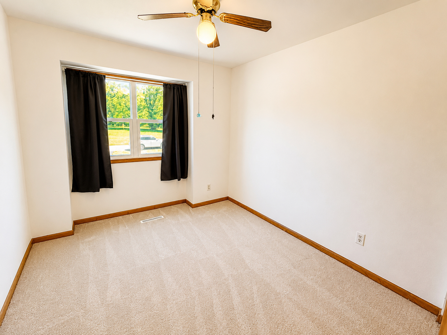 107 King Henry Road Property Photo 19