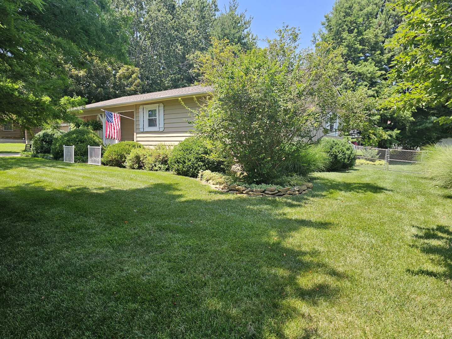 100 Cherry Drive Property Photo 15