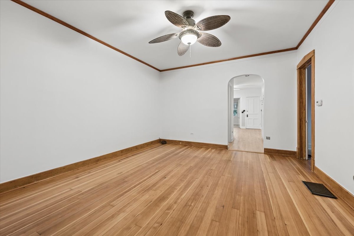 3650 W Oakdale Avenue Property Photo 16