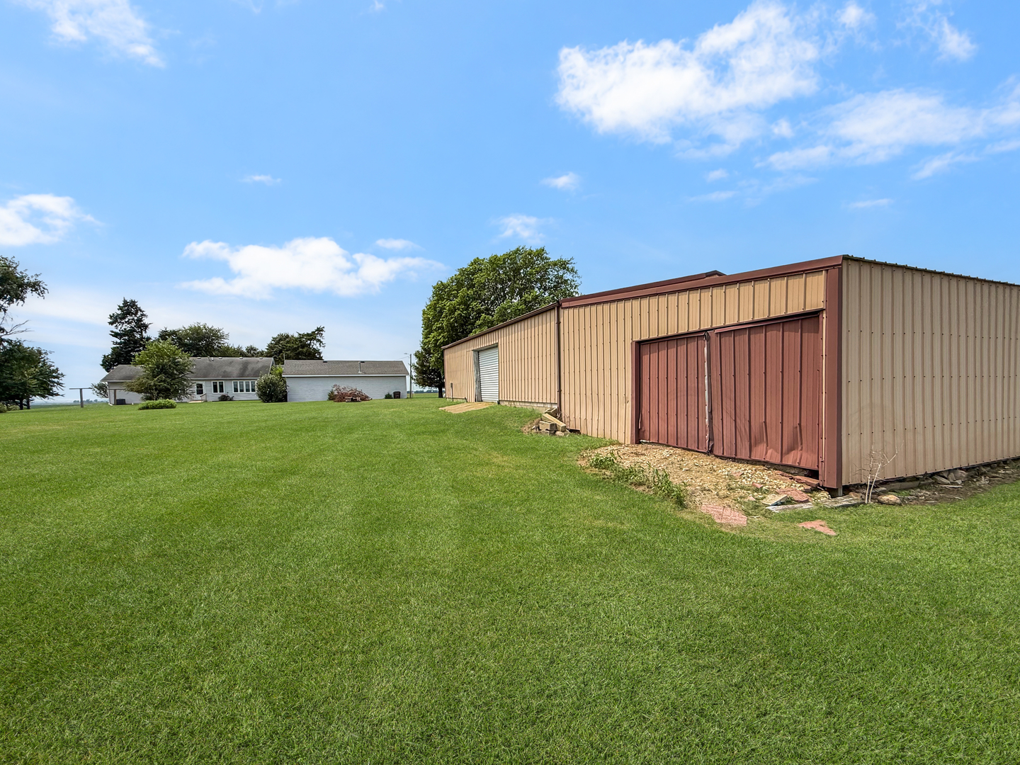 3364 County Road 1500 E Property Photo 41