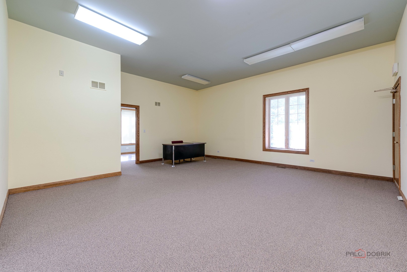 1017 W Park Avenue B Property Photo 3