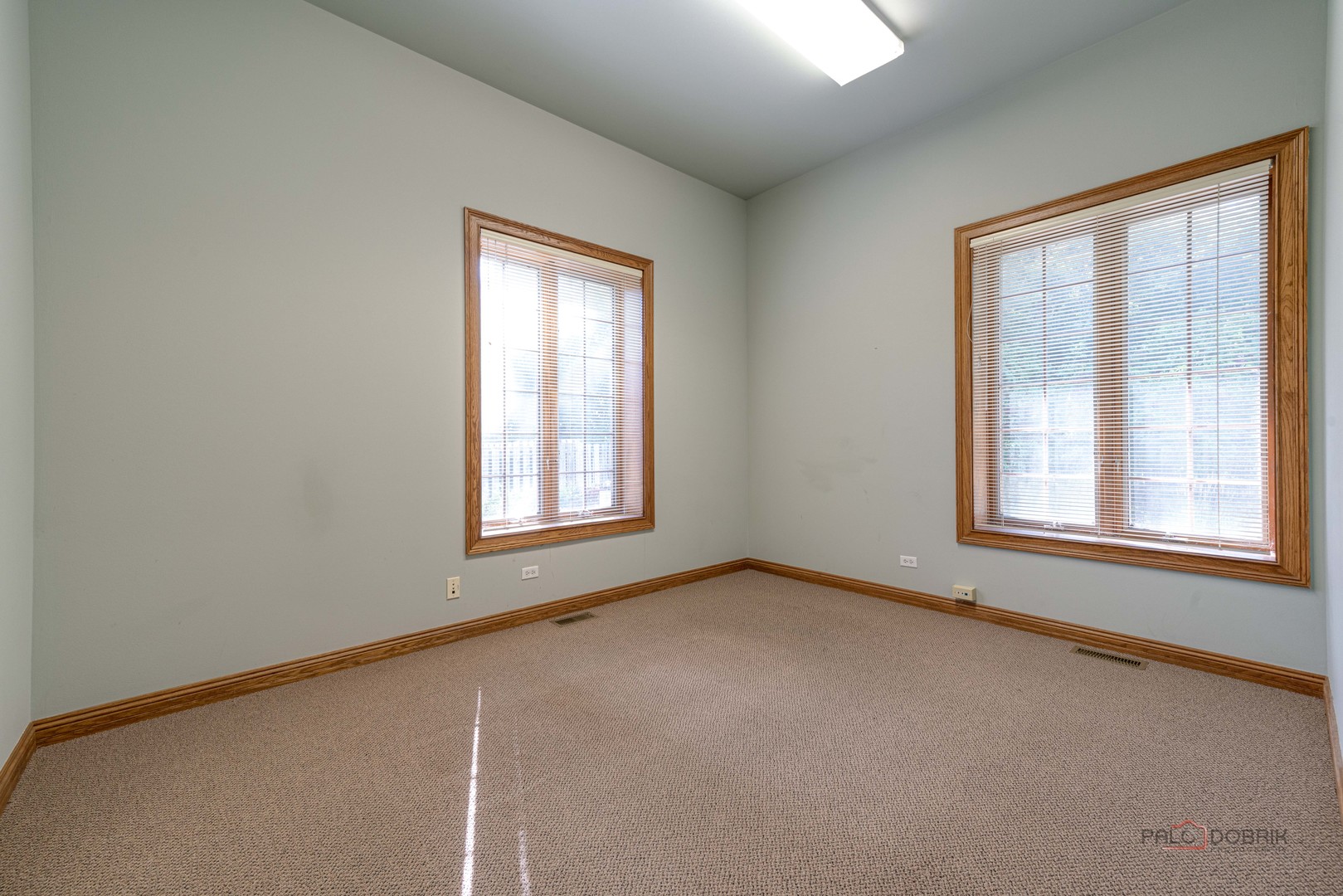 1017 W Park Avenue B Property Photo 7