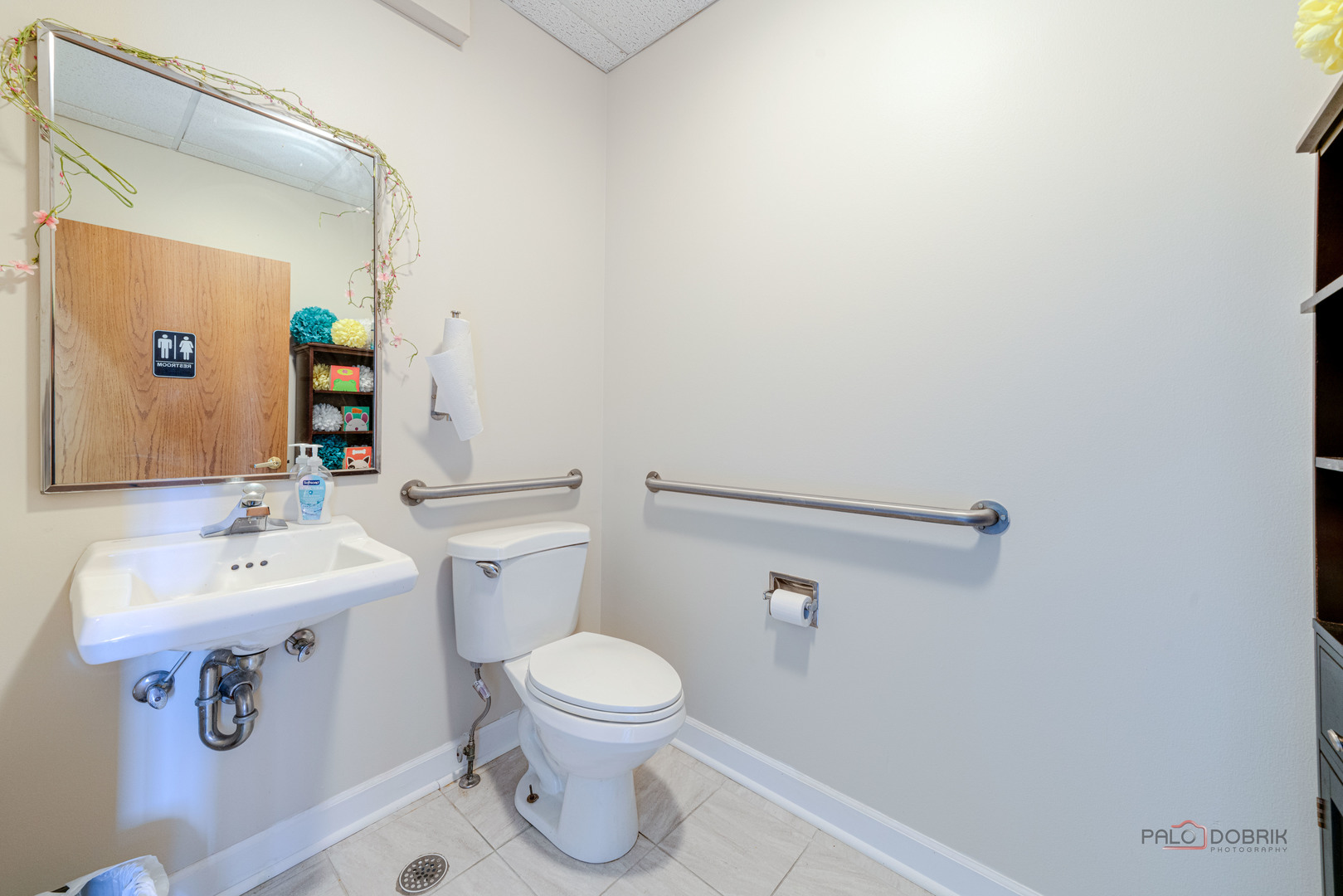 1017 W Park Avenue B Property Photo 9