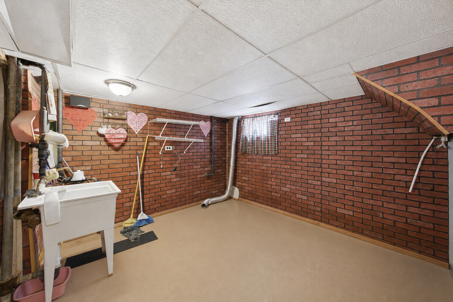 624 Marshall Avenue Property Photo 17
