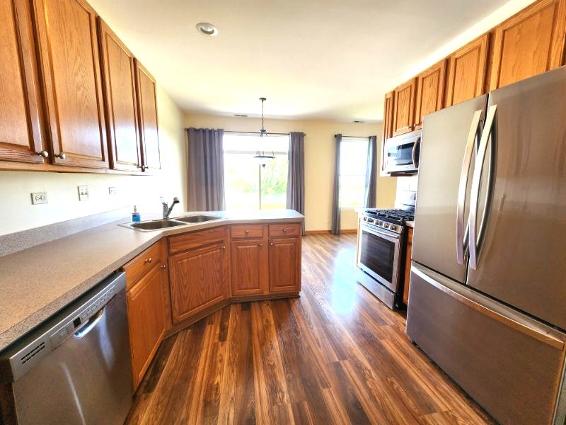 1804 Parkside Drive Property Photo 4