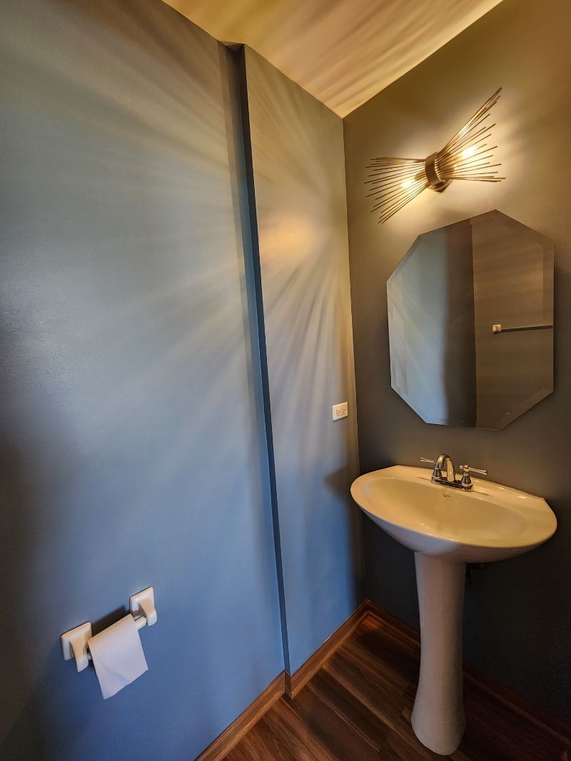 1804 Parkside Drive Property Photo 6
