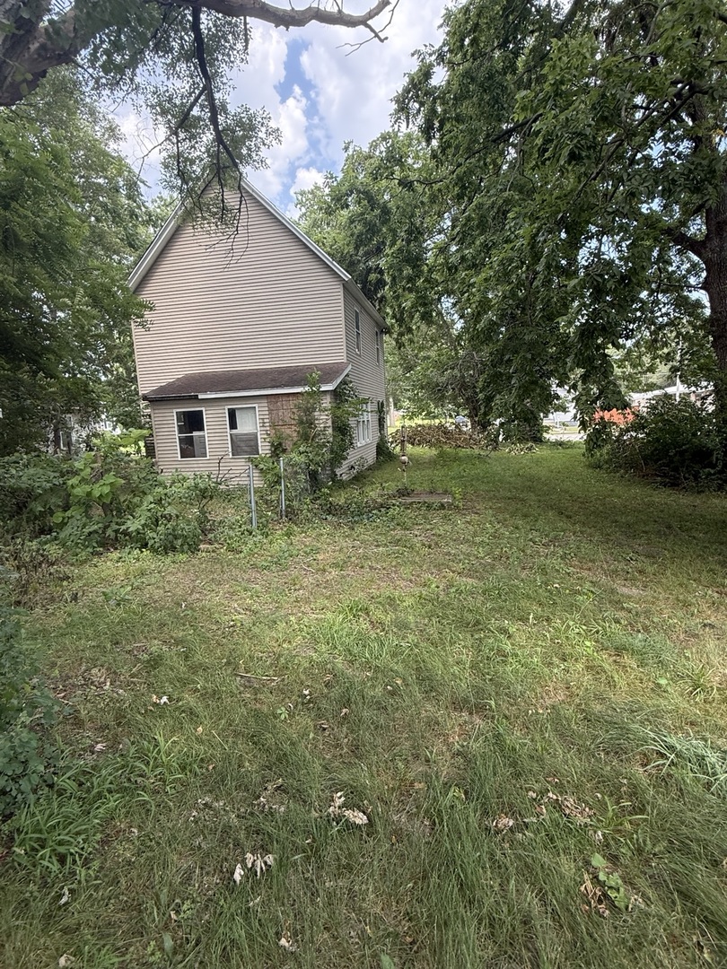 2132 9th Street Property Photo 4