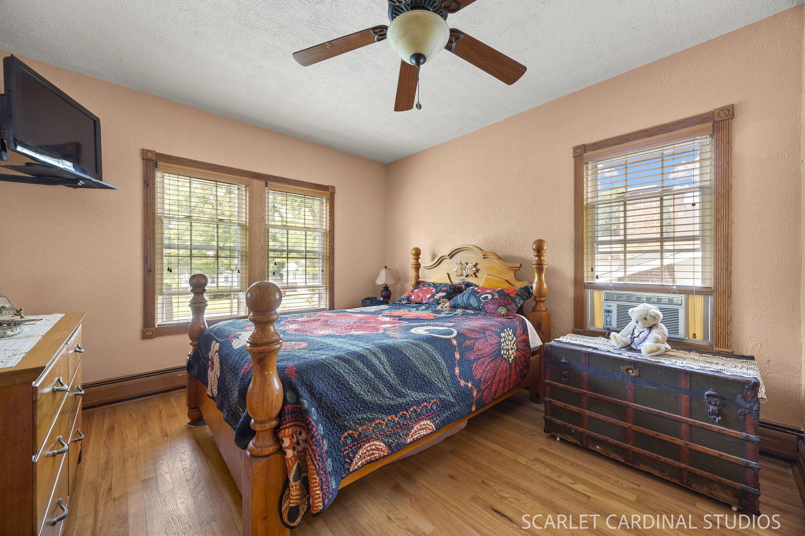 251 S Oakland Property Photo 14