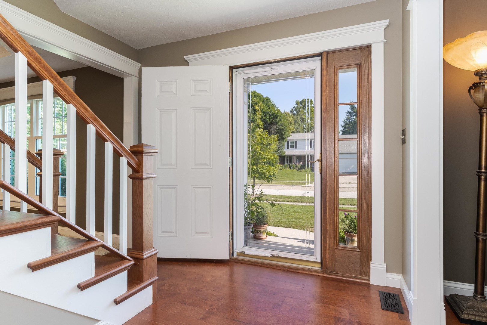 3205 Dorset Court Property Photo 6