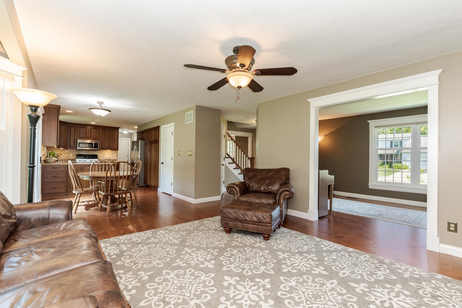 3205 Dorset Court Property Photo 10