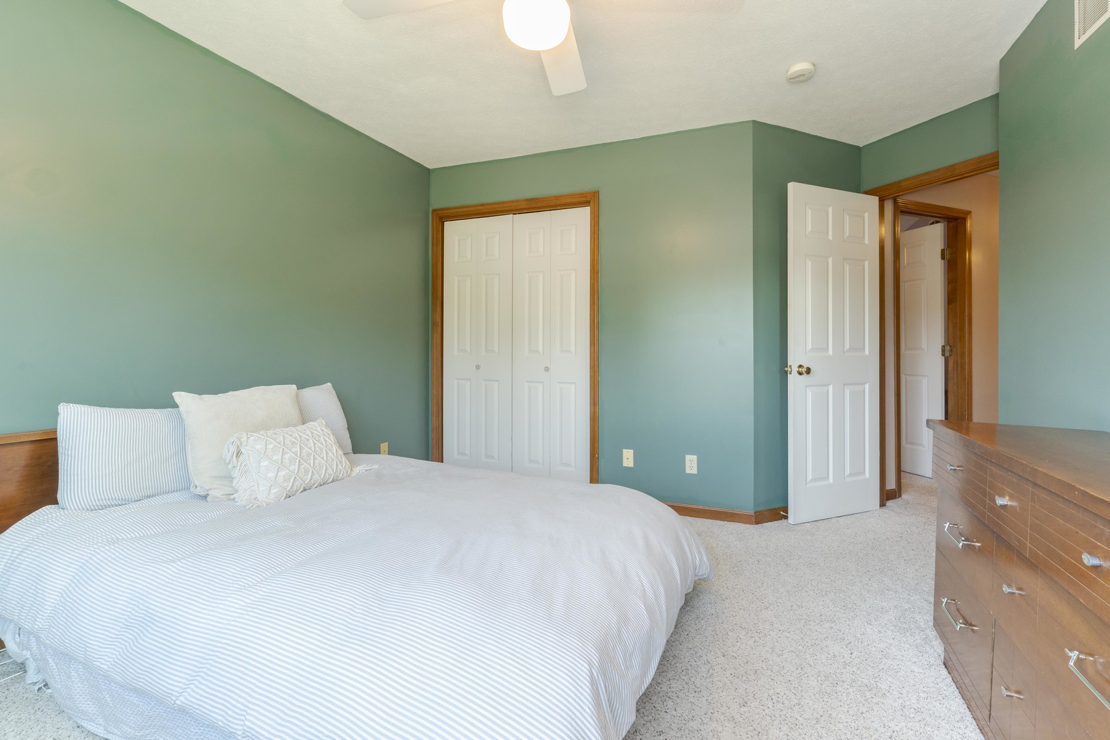 3205 Dorset Court Property Photo 33