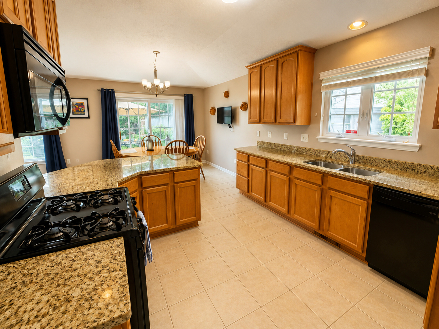 3722 Thyme Drive Property Photo 9