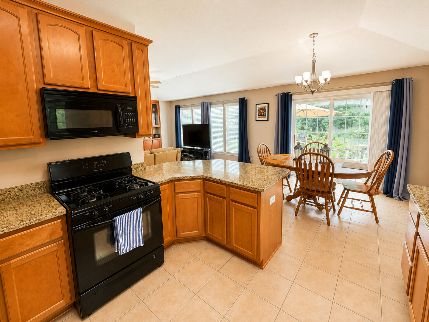 3722 Thyme Drive Property Photo 10
