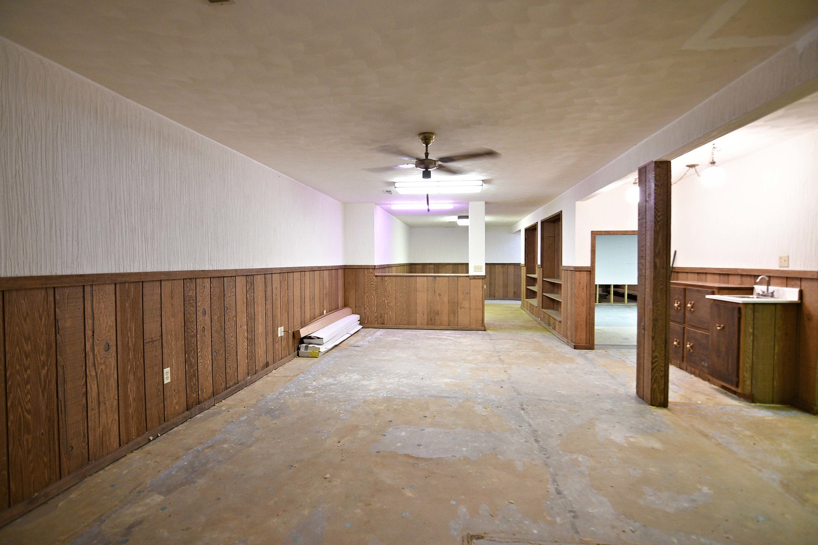 457 Avon Court Property Photo 14