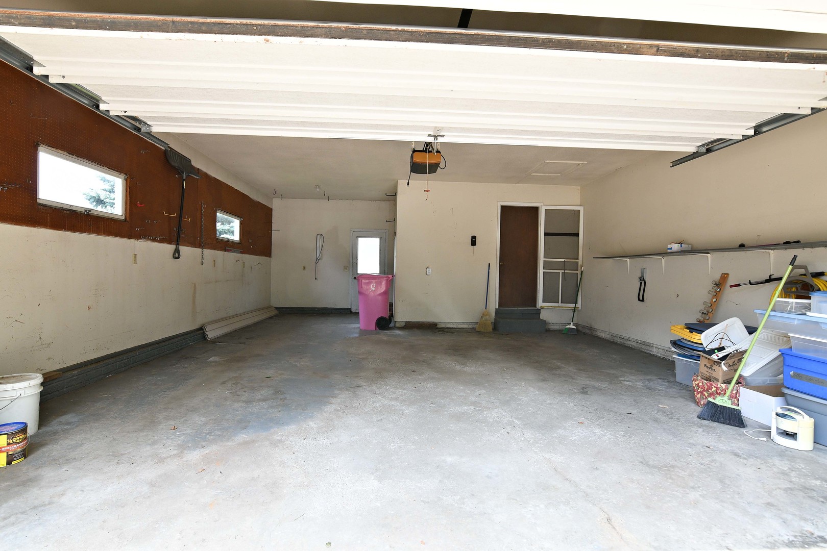 457 Avon Court Property Photo 22