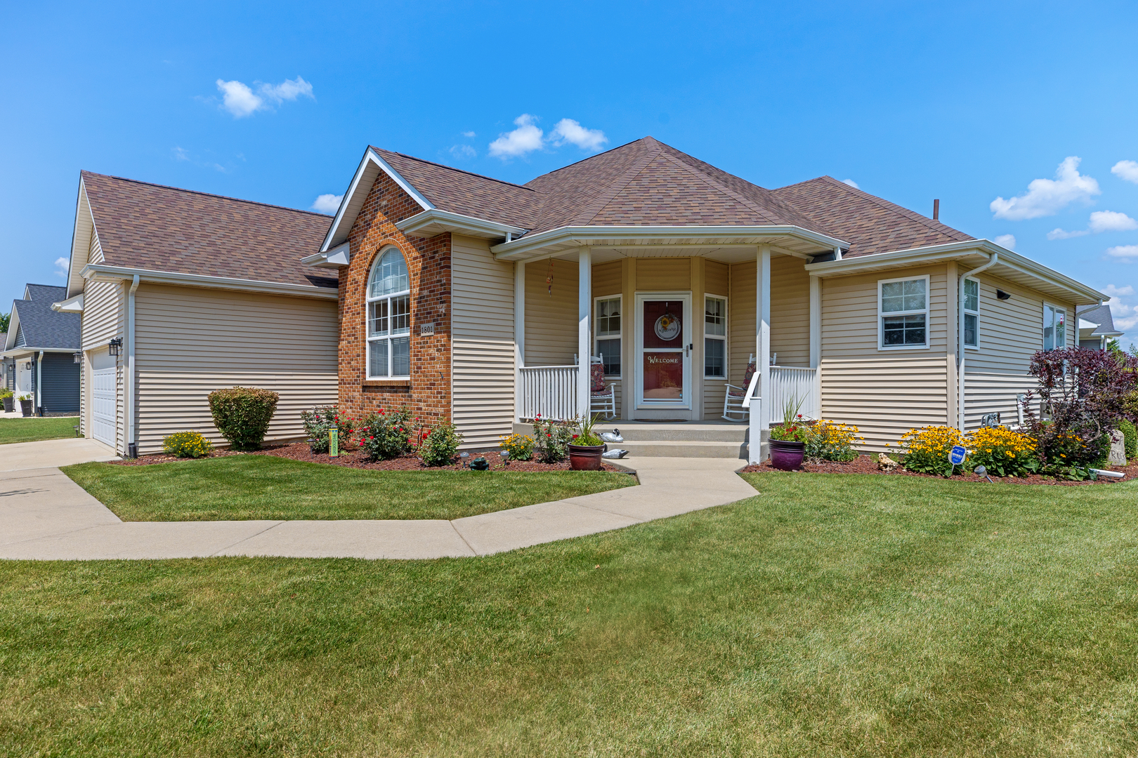 1801 Squires Landing Property Photo